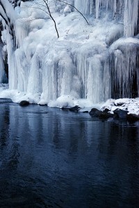 三十槌（みそつち）の氷柱