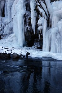 三十槌（みそつち）の氷柱