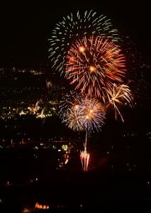 2014寄居水天宮の花火