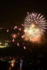 2014寄居水天宮の花火